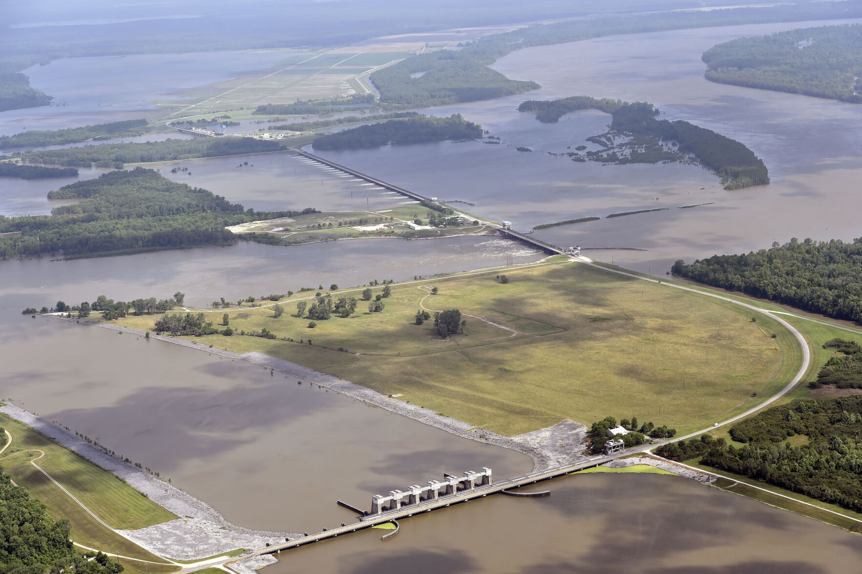 Old River Control Structure complex